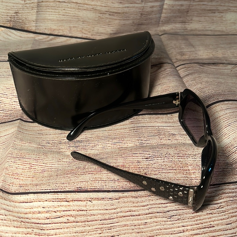 MARC by Marc Jacobs Sunglasses with case